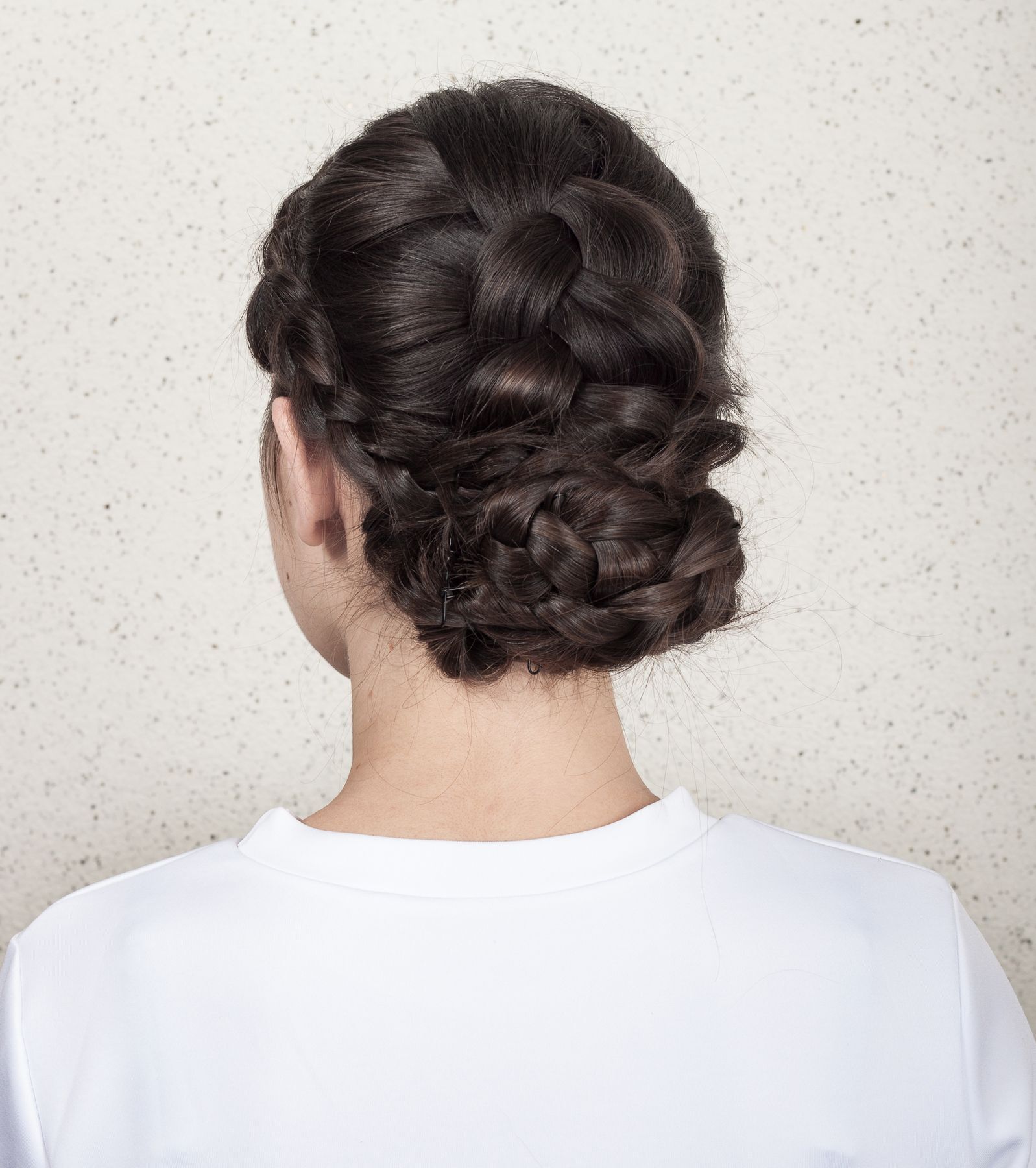 ทรงผมรับปริญญาแบบถักเปีย