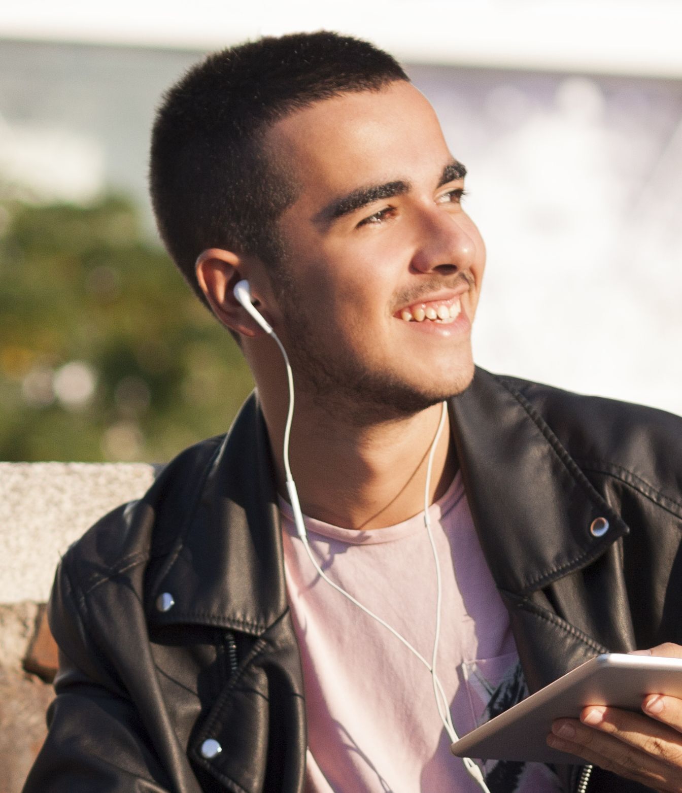 คนทรงผมทหาร