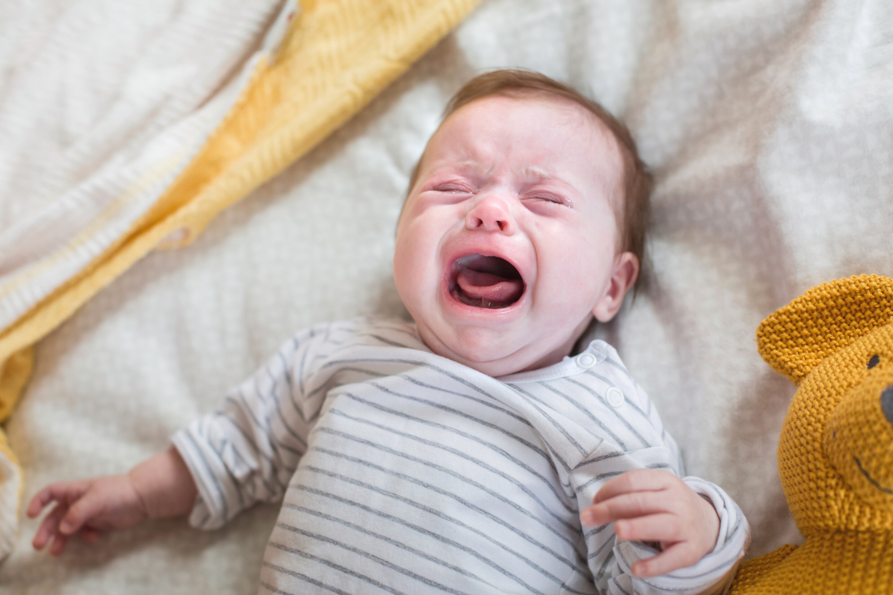 Bébé pleurnicheur : que faire ?