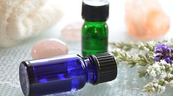 Castor and rose lip oil