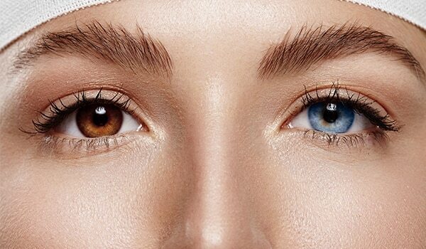 How To Choose The Right Coloured Contacts For Your Complexion