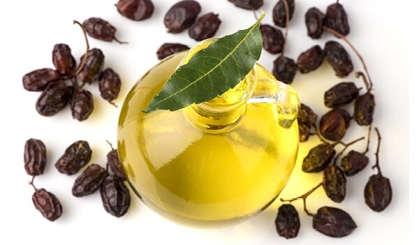 Here’s Everything You Need To Know About How To Use Neem Oil For Your Skin