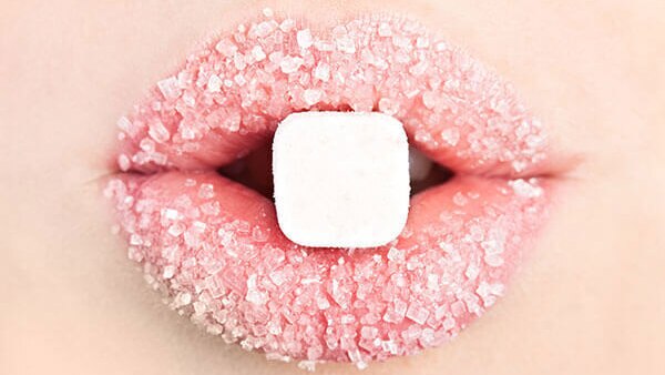 natural sugar to lighten dark lips at home
