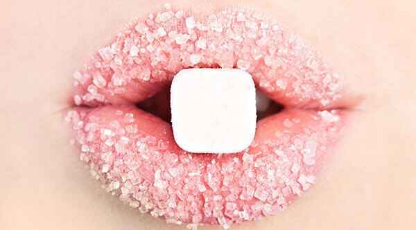 natural sugar to lighten dark lips at home