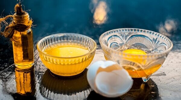Lemon juice, honey and methi hair mask for dandruff