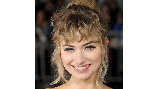 Curly knot hairstyles for short curly hair