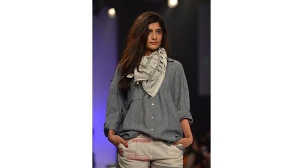 Borrowing From The Boys – Try The Androgynous Look