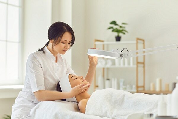 How to prevent nodular acne?