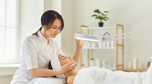 How to prevent nodular acne?