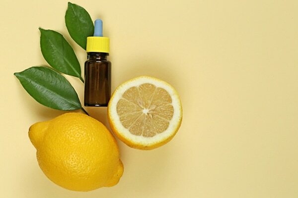 Frequently asked questions about benefits of vitamin C for the skin: