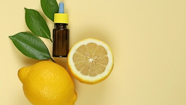 Frequently asked questions about benefits of vitamin C for the skin: