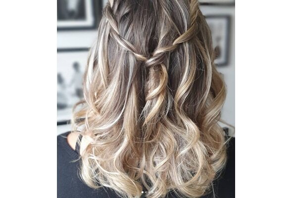 Frequently asked questions about wavy hair cuts