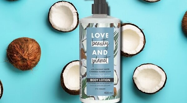 St. Ives Revitalizing Acai Blueberry & Chia Seed Oil Body Lotion