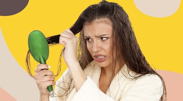 Hold Up — Is Brushing Your Hair When It's Wet A Bad Thing? We Investigate