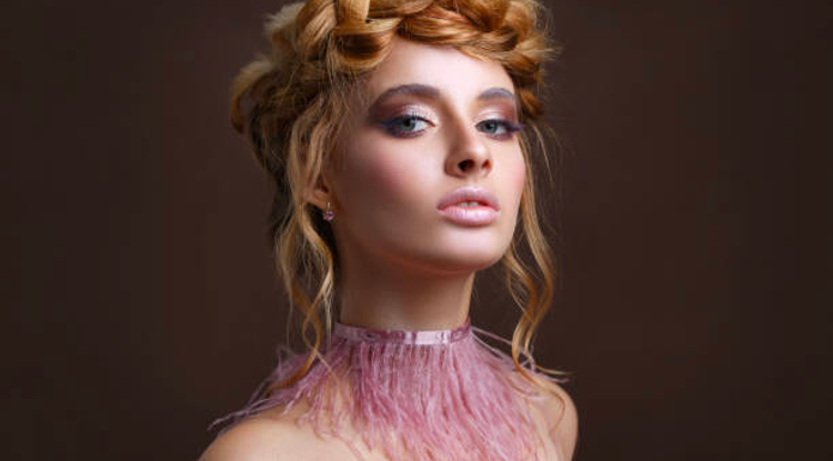 Half Updo Bun