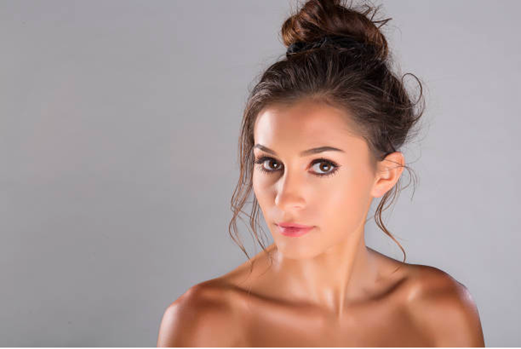 Half Updo Bun