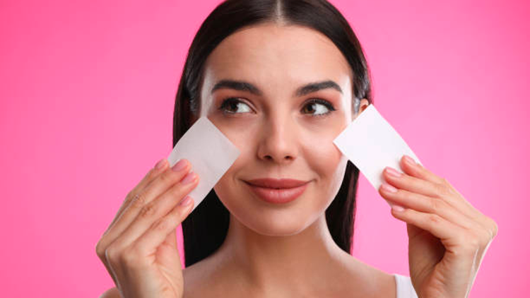How to Use Blotting Paper Effectively
