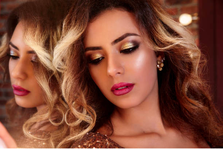 Top Party Makeup Trends: Lights, Camera, Glam!