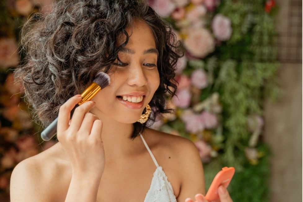 Decoding Foundations And Concealers: When To Use Which For Flawless Skin