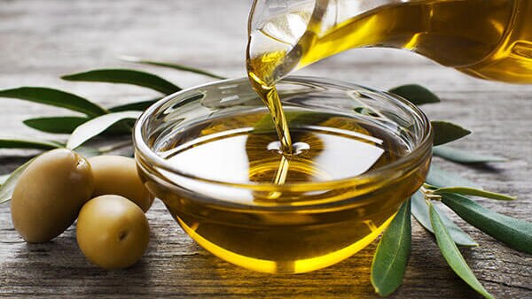 - Coffee, honey and olive oil mask