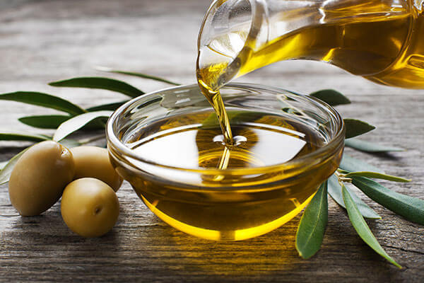 - Coffee, honey and olive oil mask