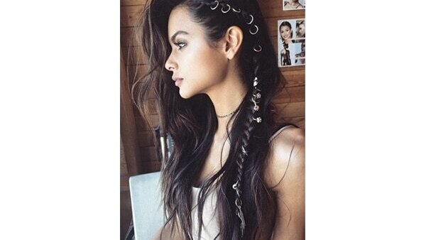 Go boho casual hairstyle