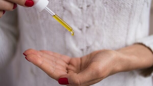 What ingredients should you look for in an exfoliating serum?