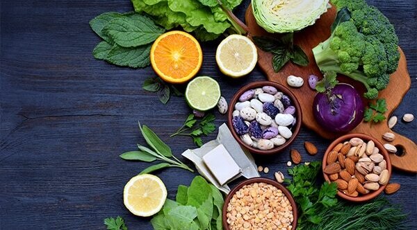 Leafy greens- High at hyaluronic acid