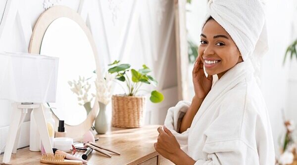 5 Reasons Why Hyaluronic Acid Is A Skincare Hero For Dry Skin