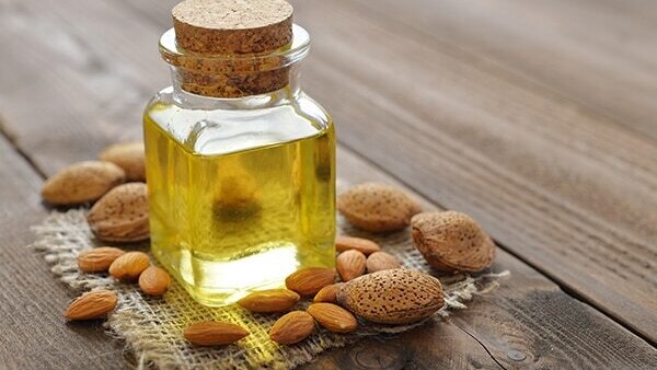 FAQs about tea tree oil for acne