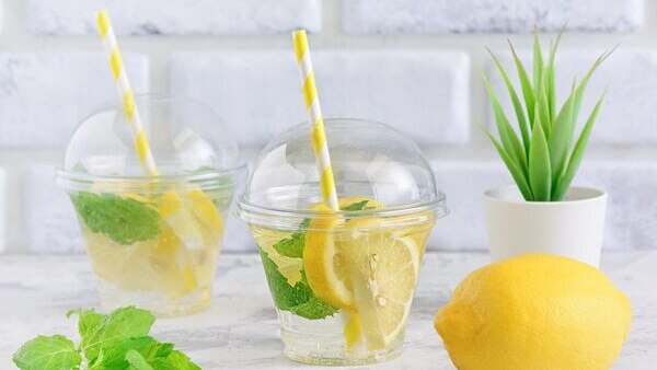 Aloe, lemon and honey detox drink