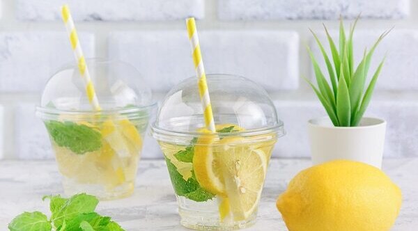 Aloe, lemon and honey detox drink