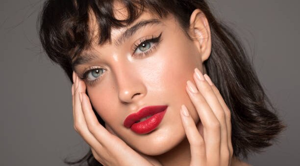 Eyeliner Trends: Masterful Tips & Techniques For Mesmerizing Looks!