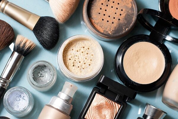 FAQs about jawline acne