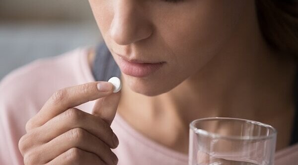 FAQs about jawline acne