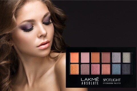 5. Lakmé Absolute Explore Eye Shadow Stick