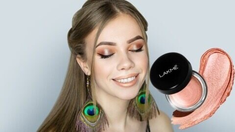 5. Lakmé Absolute Explore Eye Shadow Stick