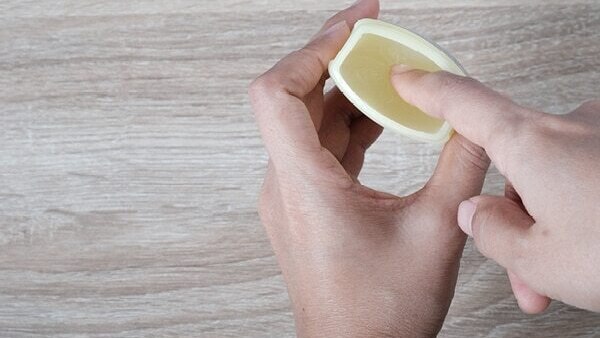 FAQs about how to clean makeup from eyes