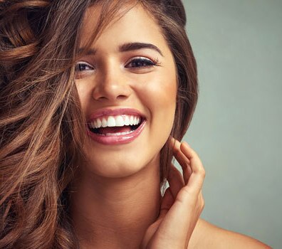 Image of 5 Festive-Appropriate Makeup Looks We Spotted At The Lakmé Fashion Week 2021