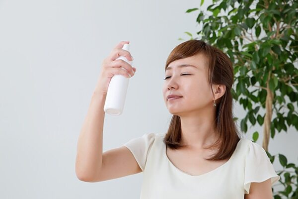 Sprtiz on a face mist