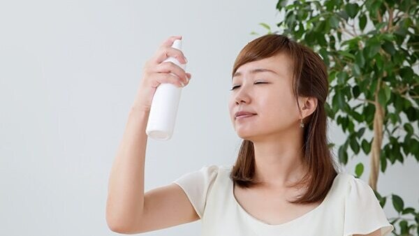 Sprtiz on a face mist