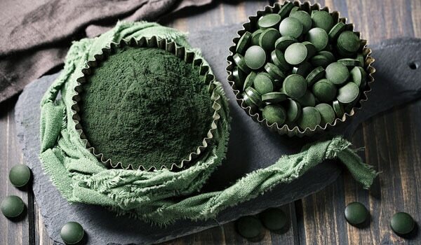 How To Use Spirulina To Boost Your Skincare Routine