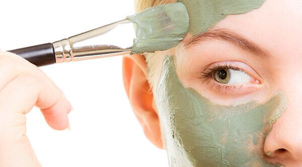 use%20Spirulina%20to%20boost%20your%20skincare%20routine