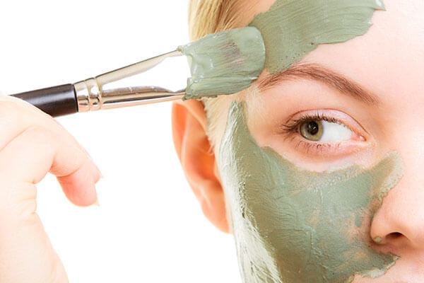 use%20Spirulina%20to%20boost%20your%20skincare%20routine