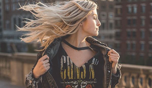 7 Pieces That Prove ’90S Grunge Fashion Is Making A Comeback