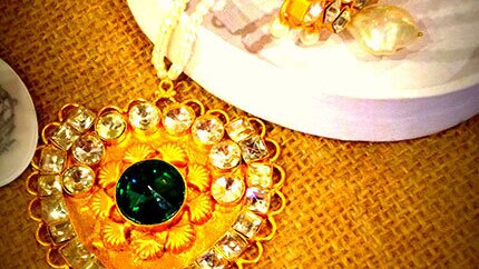 accessorise