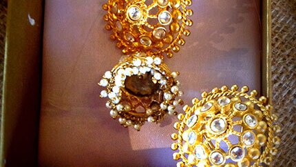 accessorise
