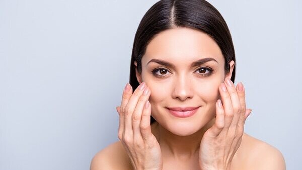 What is a mousse foundation, and how to apply it?
