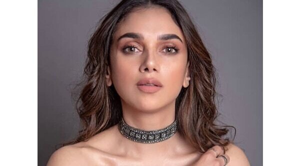 Contrast it with heavy eye makeup