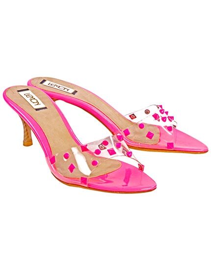 Kitten heels image
